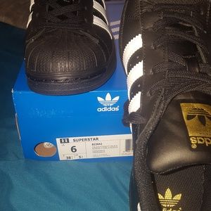 SUPERSTAR ADIDAS